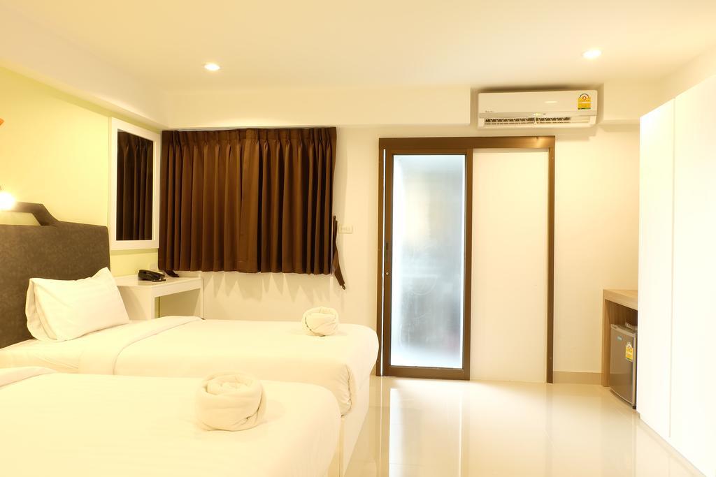 Sunny Residence Bangkok Esterno foto